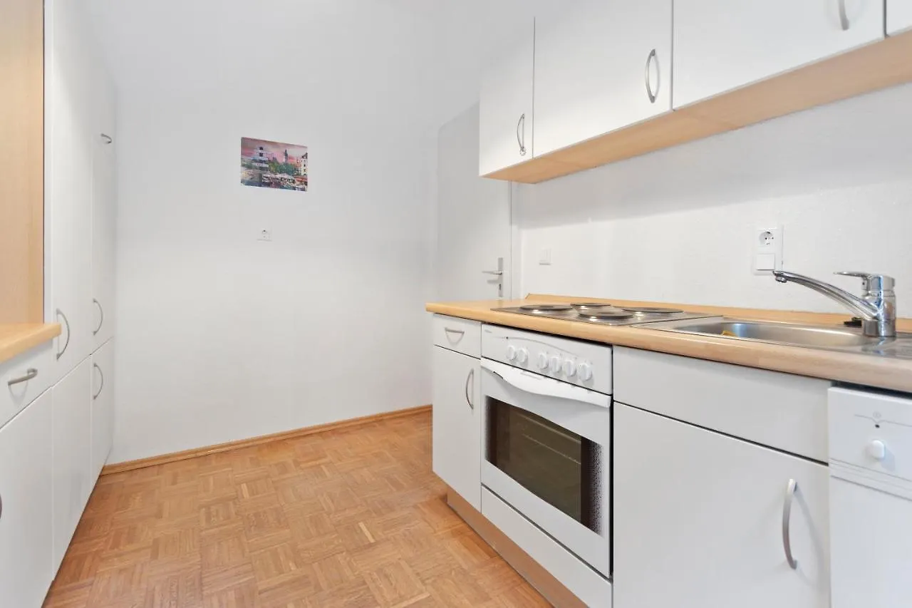 Flatista Homes - Old Town Munich